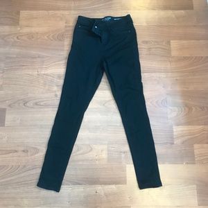 Black Jennifer Lopez High Rise Skinny Jean, Size 2